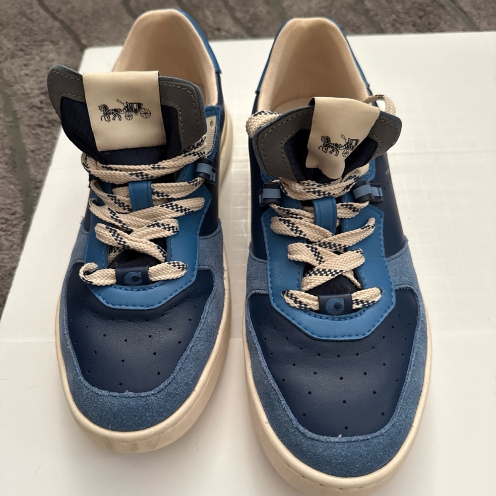 Coach Men’s Blue and Cream Sneakers Casual Sneakers size 7.5 D